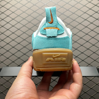 Nike SB GS Day One "Green Frost/Phantom/Gum Light Brown/Dark Russet"