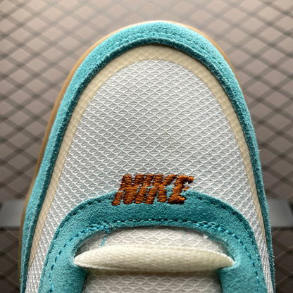 Nike SB GS Day One "Green Frost/Phantom/Gum Light Brown/Dark Russet"