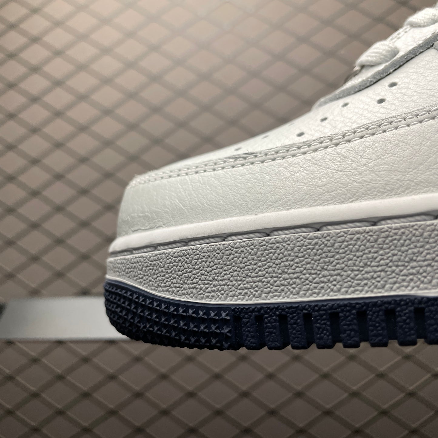 Nike Air Force 1 Low '07 LV8 "White/Navy"