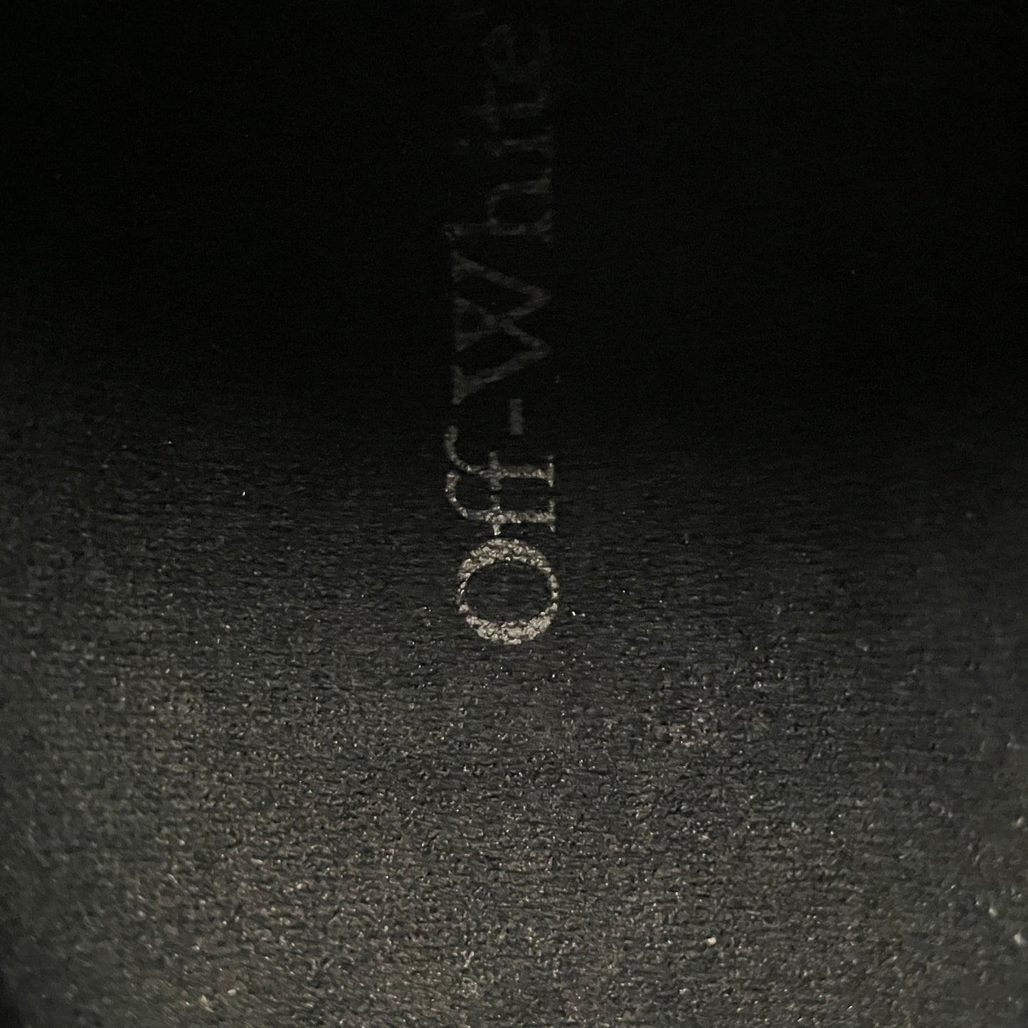 OFF-WHITE Be Right Back Black