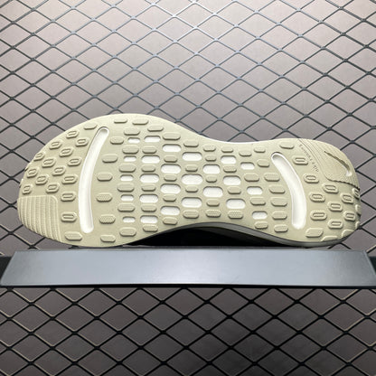 Nike Journey Run "Armory Navy/Green Strike/Pale Ivory/Desert Khaki"