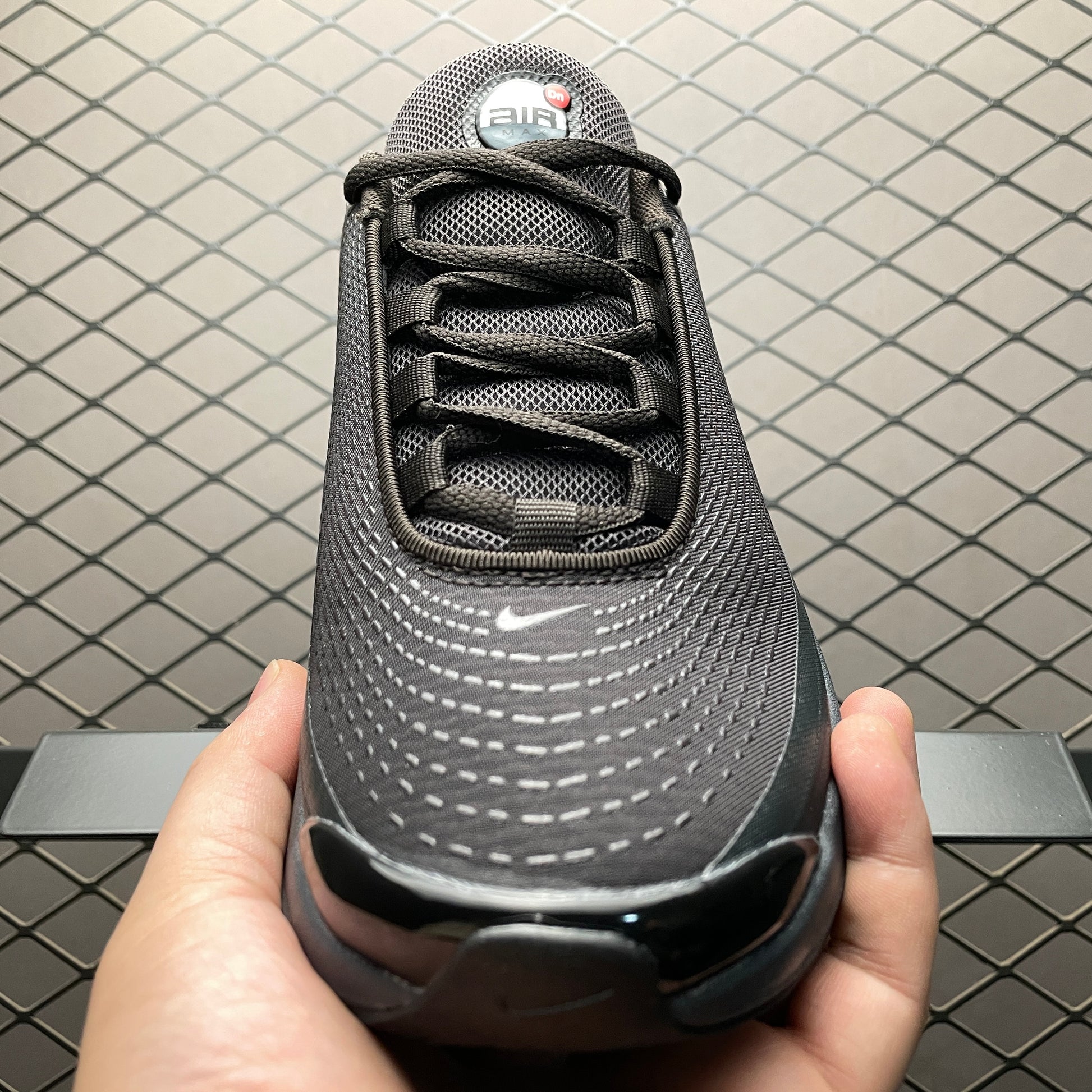 Nike Air Max DN "Metallic Silver"