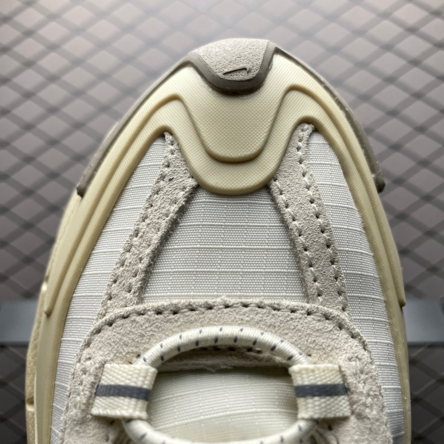 Nike Zoom Vomero Roam "Pale Ivory/Light Khaki/Khaki/Pale Ivory"