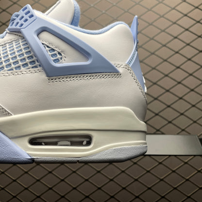 Nike Air Jordan 4 Retro "Aluminum"