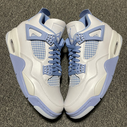 Nike Air Jordan 4 Retro "Aluminum"