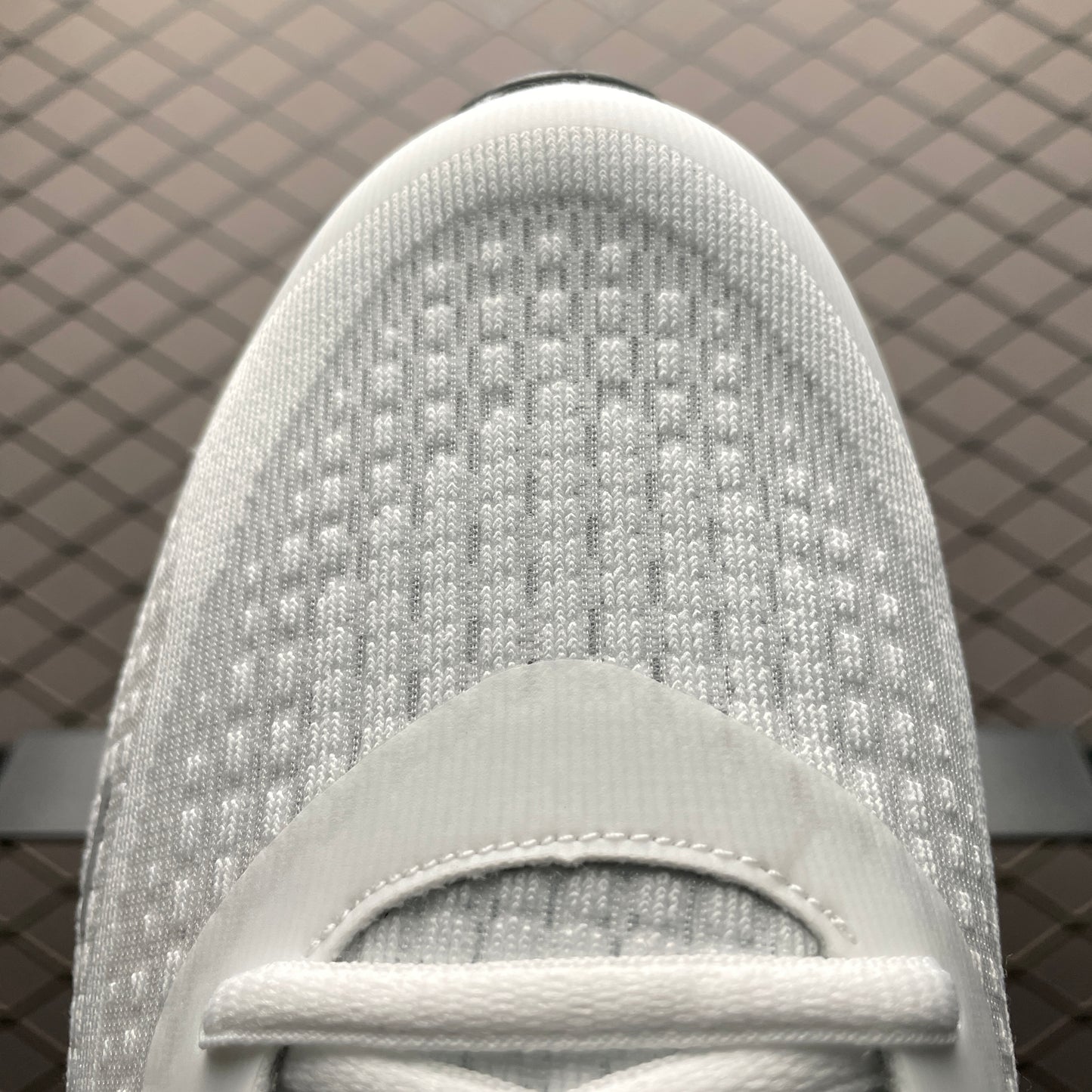 Nike Journey Run 'White Metallic Silver