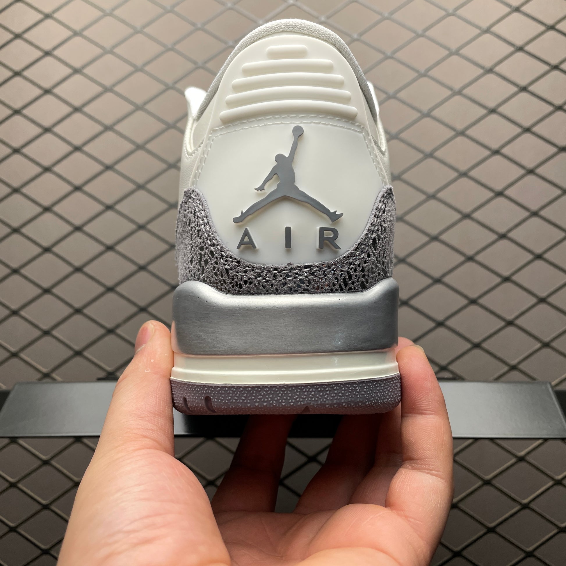 Nike Air Jordan 3 Retro 'Sail Metallic Silver'