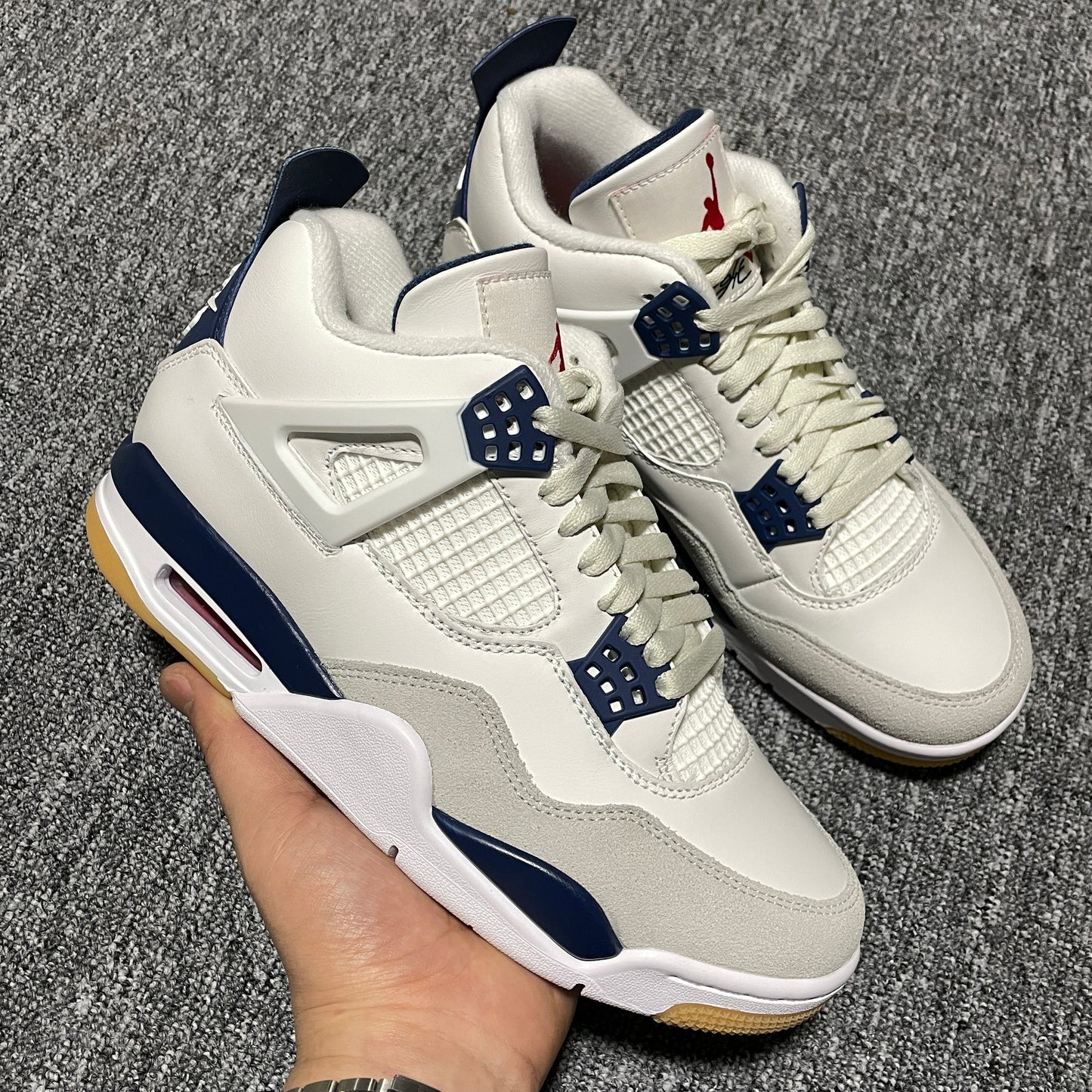 Nike SB Air Jordan 4 Retro SP "Summit White/Navy"