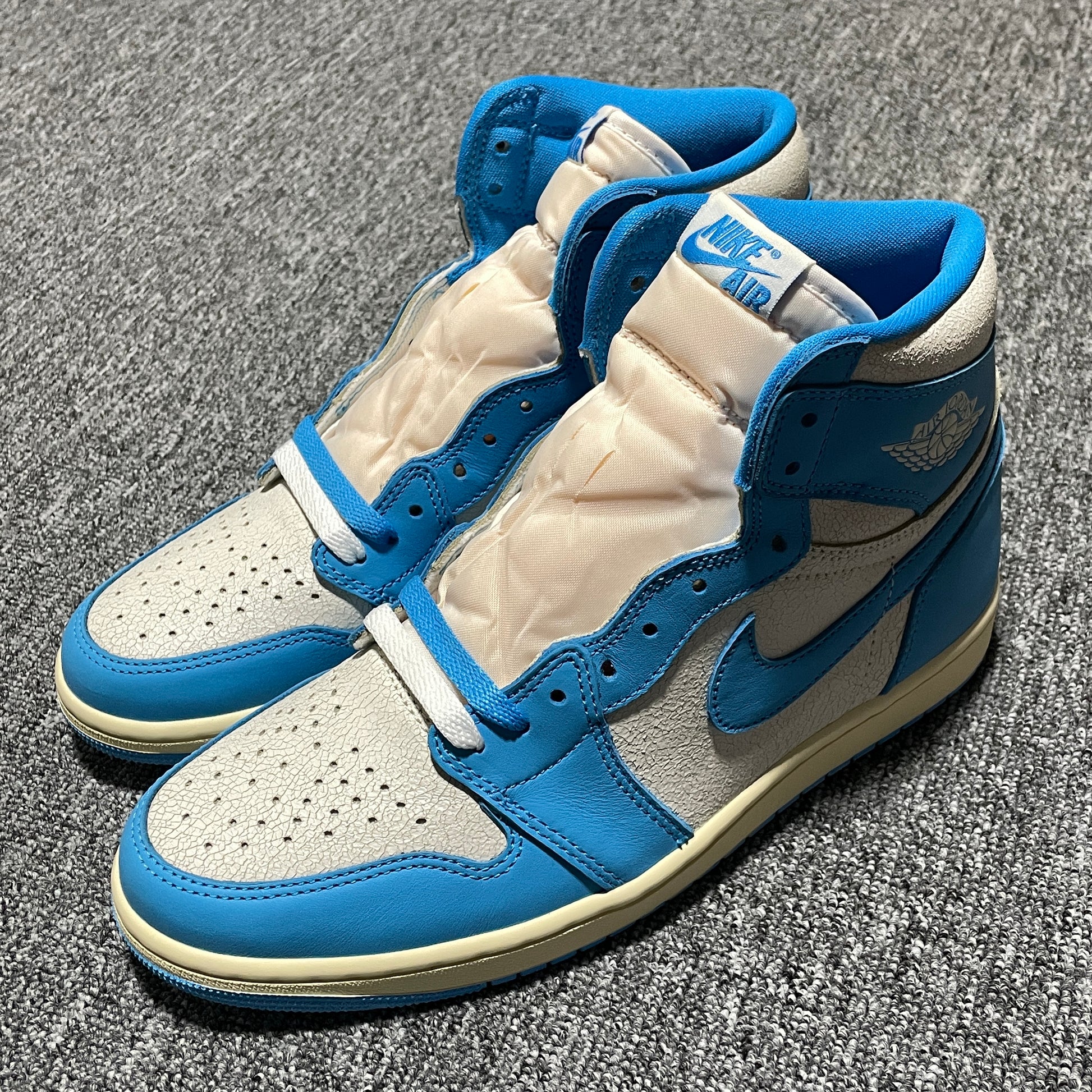 Nike Air Jordan 1 High OG "UNC Reimagined"