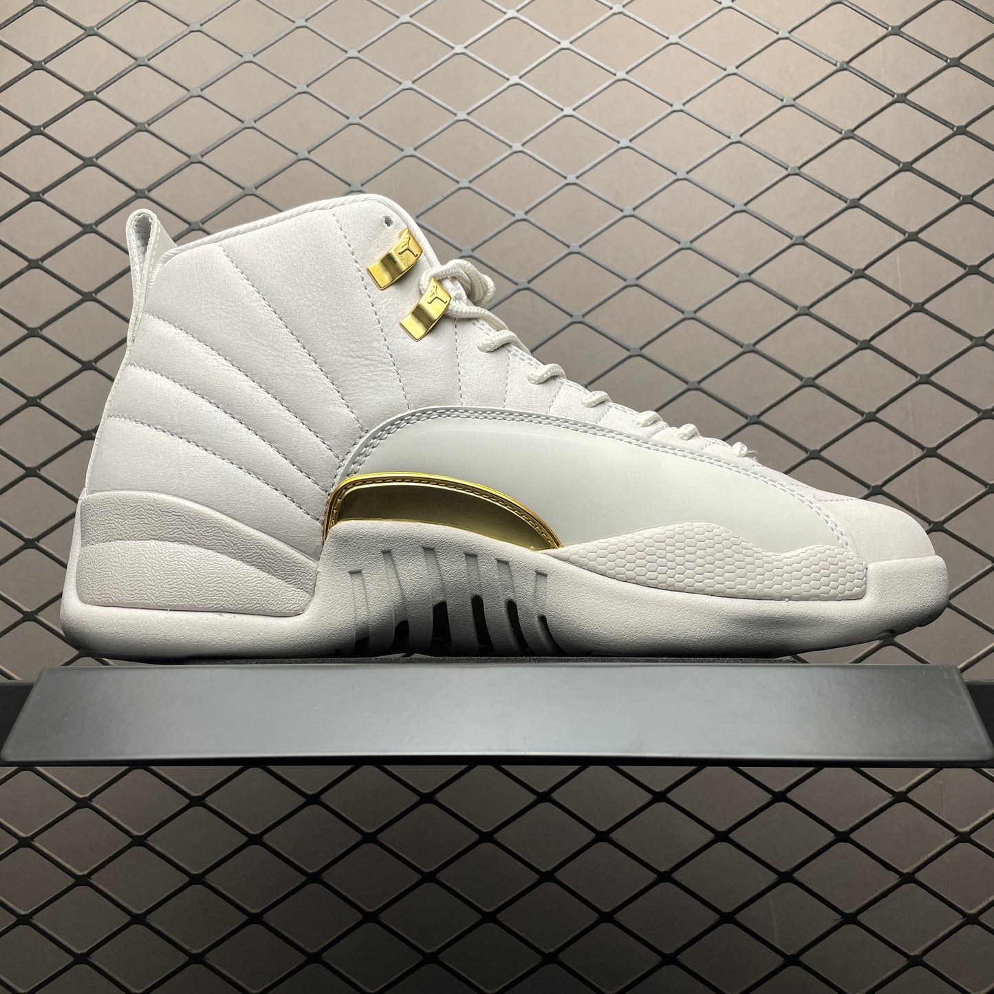 Nike s Air Jordan 12 Retro "Phantom"
