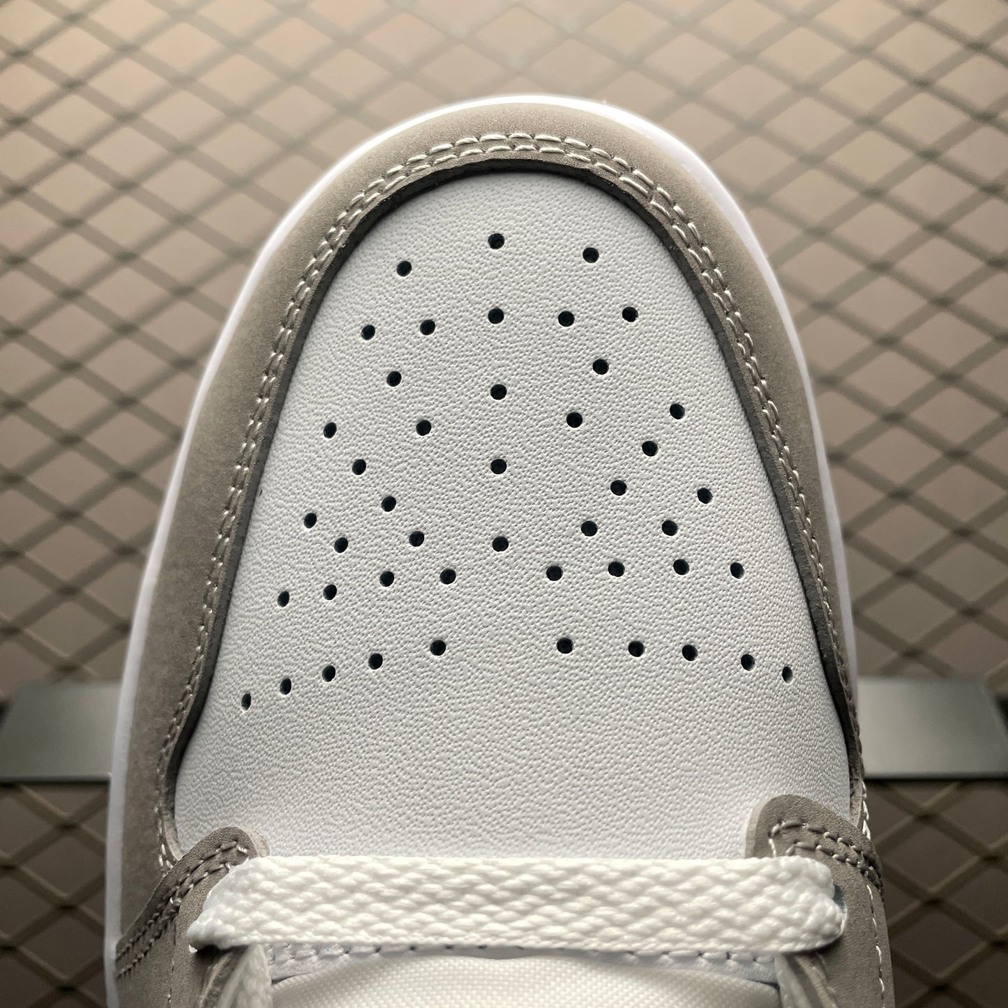 Nike Air Jordan 1 Mid SE "Cool Grey"