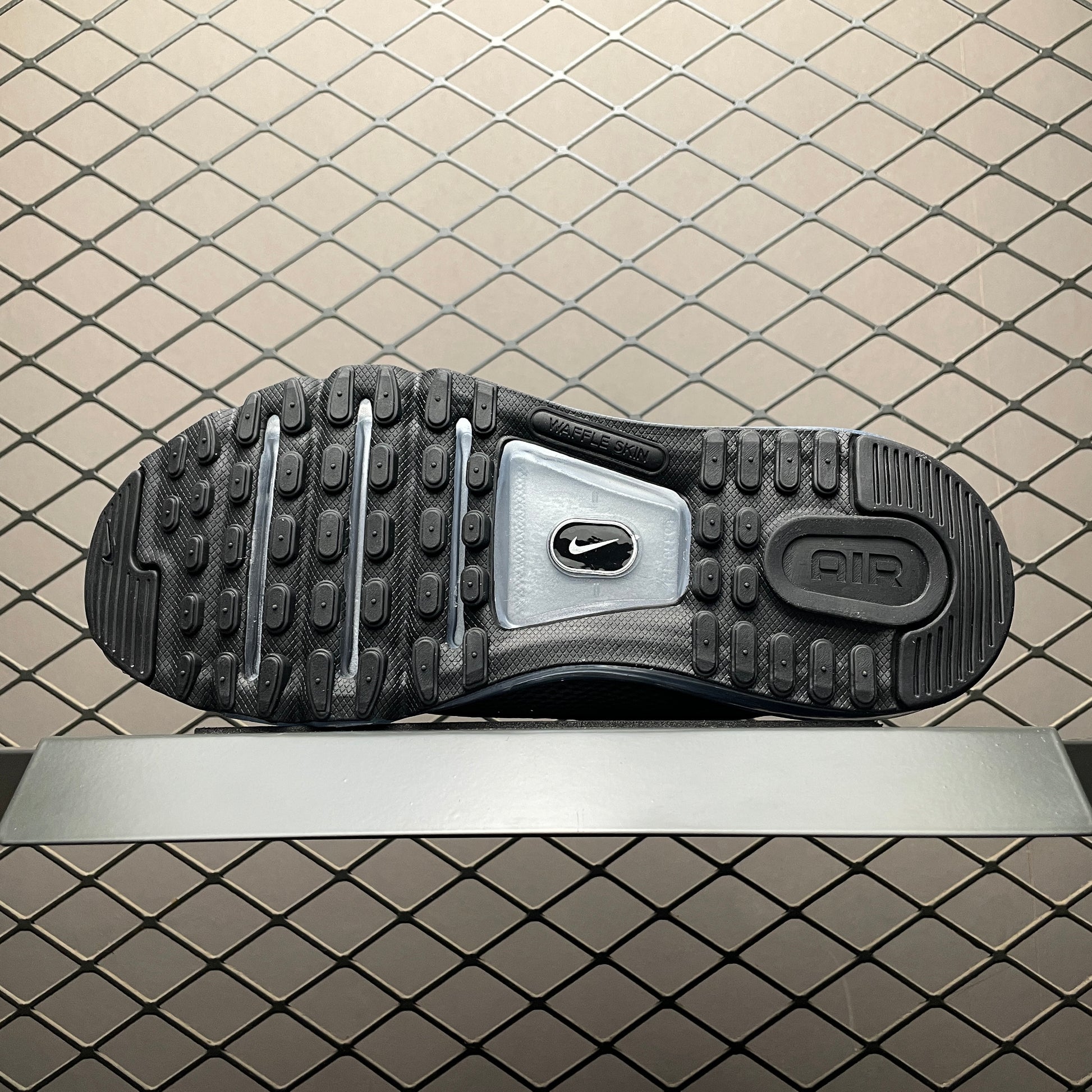 Nike Air Max 2013 Metallic Silver Black