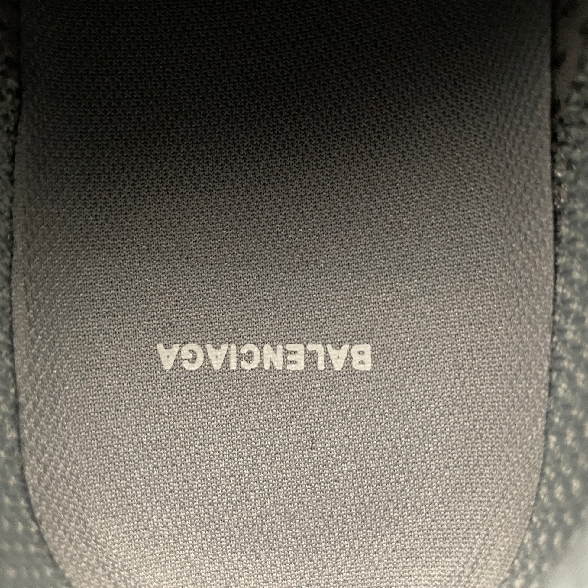 BALENCIAGA Men's 3xl Extreme Laces B Sneaker in Grey