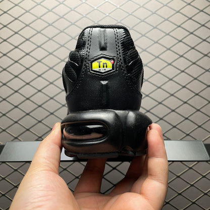 Nike Air Max Plus "Triple Black"