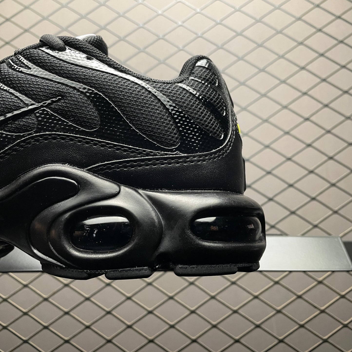 Nike Air Max Plus "Triple Black"