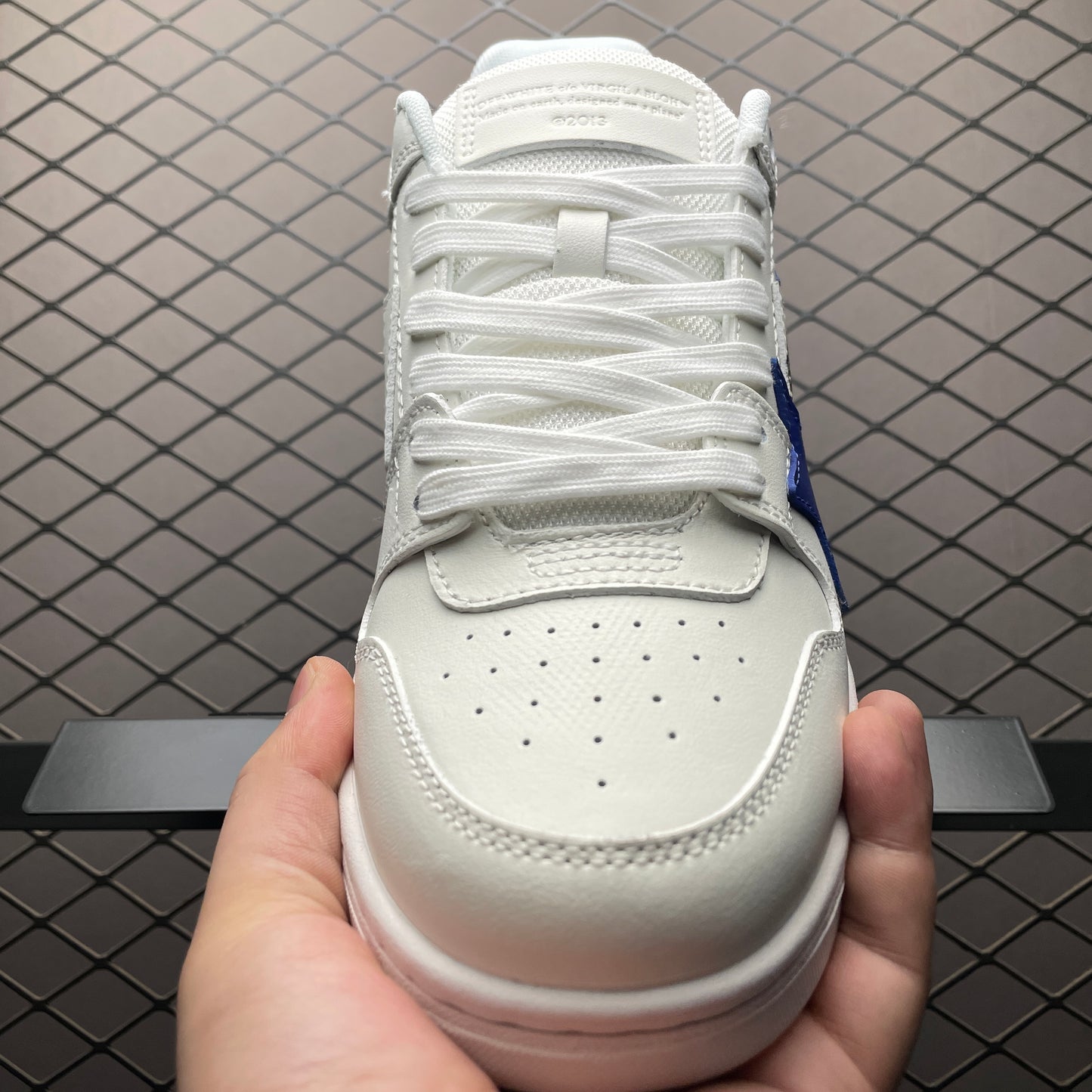 OFF-WHITE Out Of Office OOO Low Tops Animation