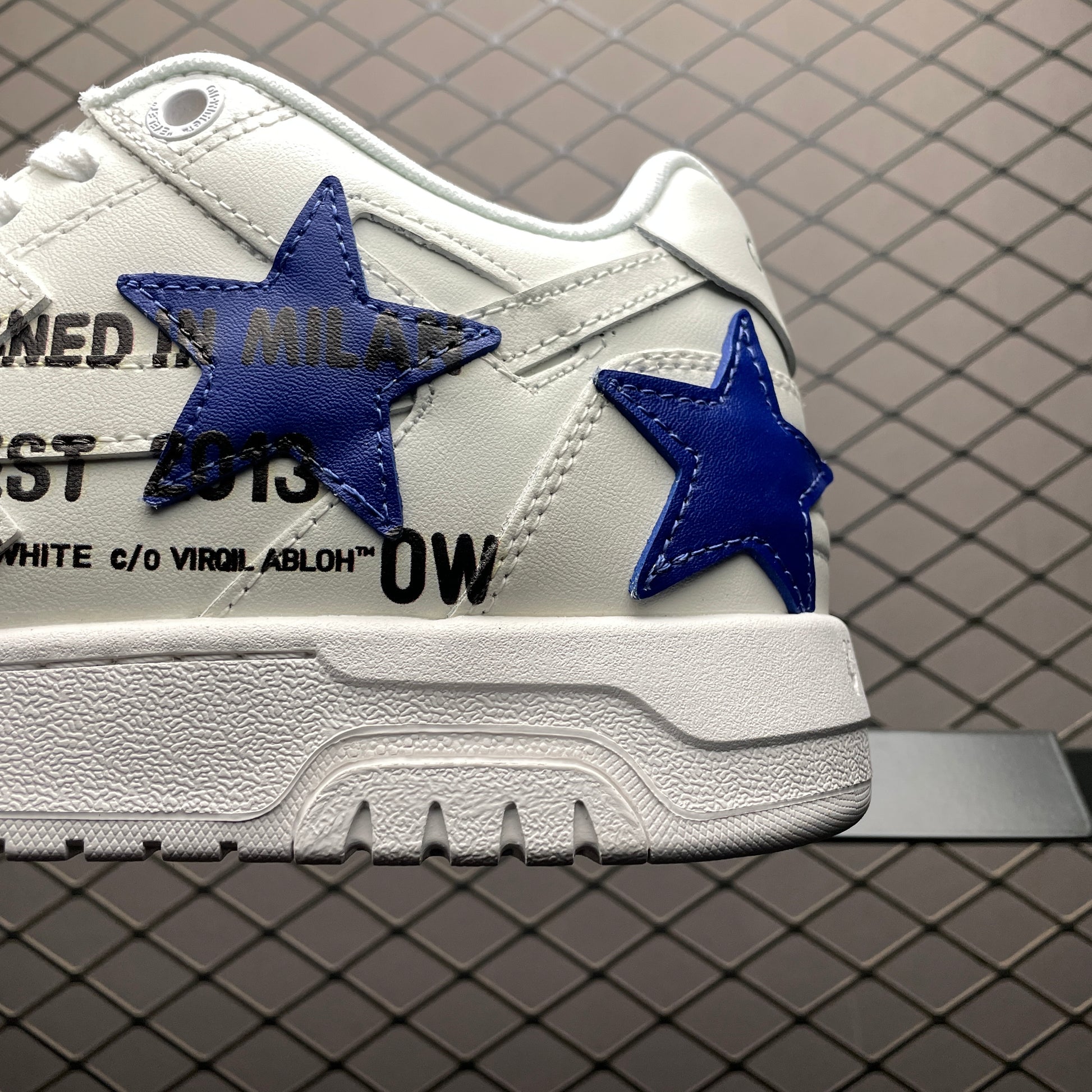 OFF-WHITE Out Of Office OOO Low Tops Animation