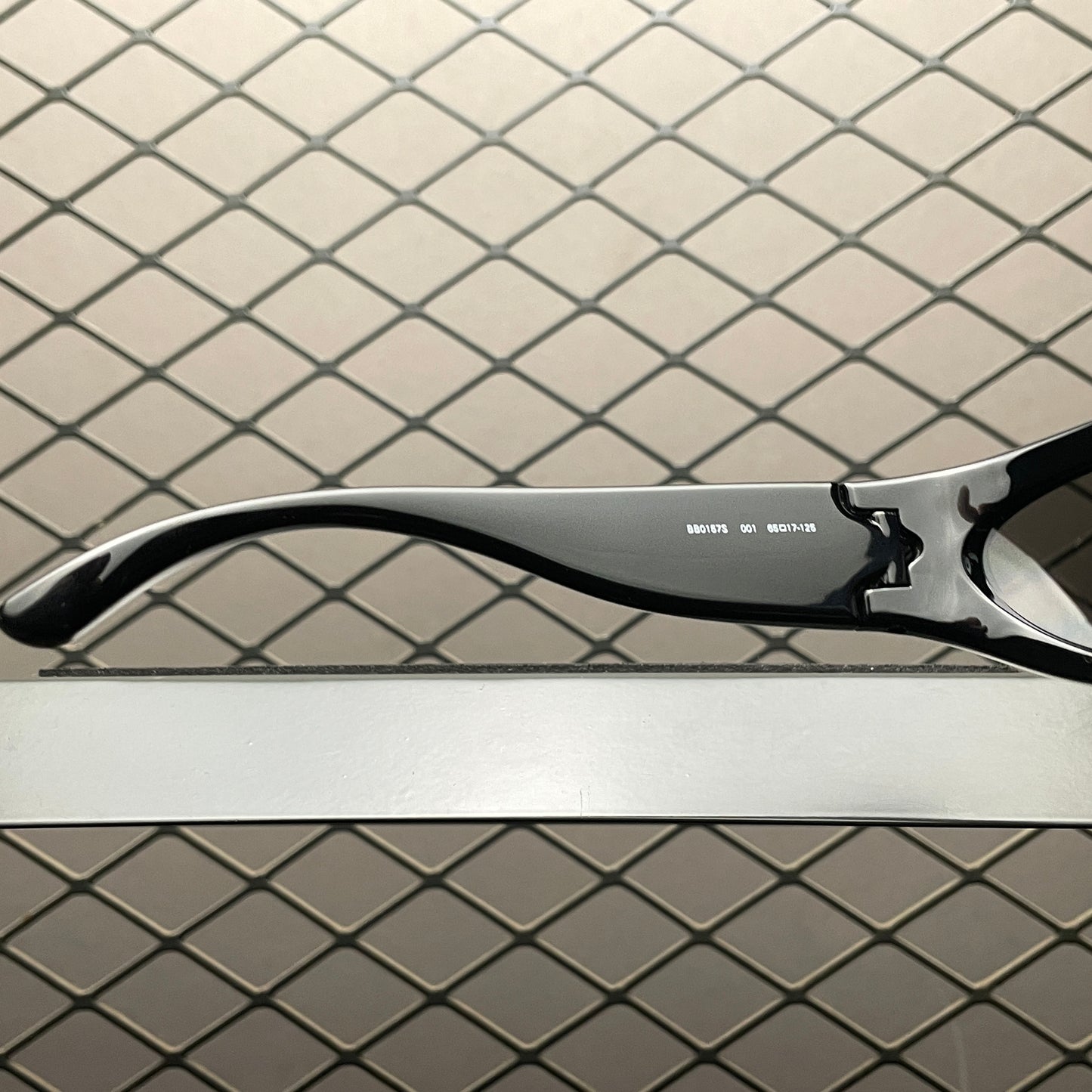 Balenciaga Eyewear logo-plaque Sunglasses