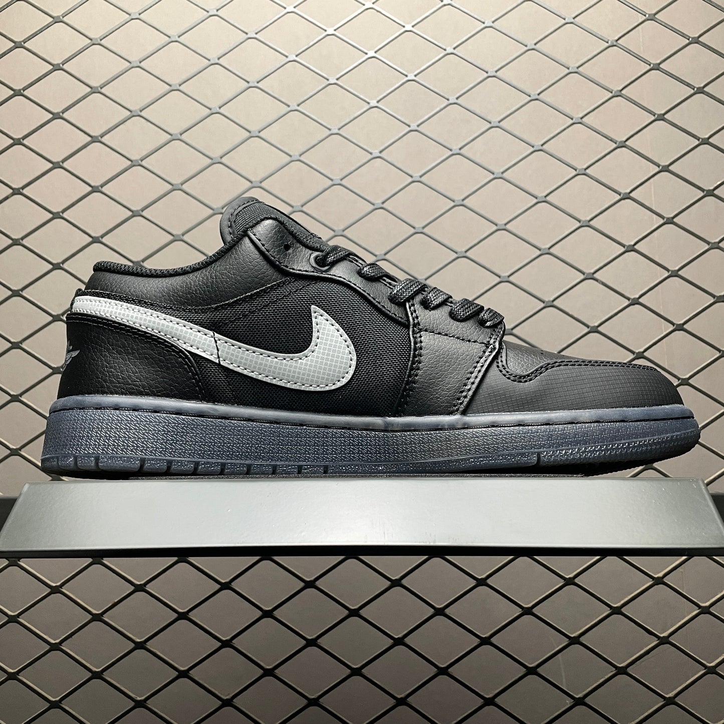 Nike Air Jordan 1 Low "Dark Gum Soles"