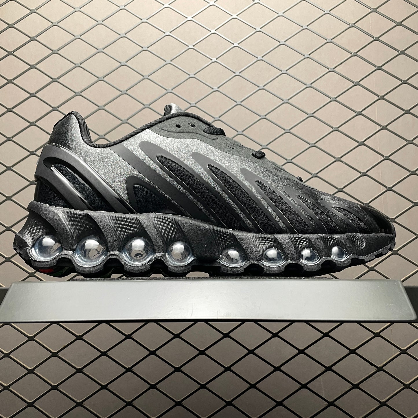Nike  Air Max DN8 "Black/Metallic Dark Grey"