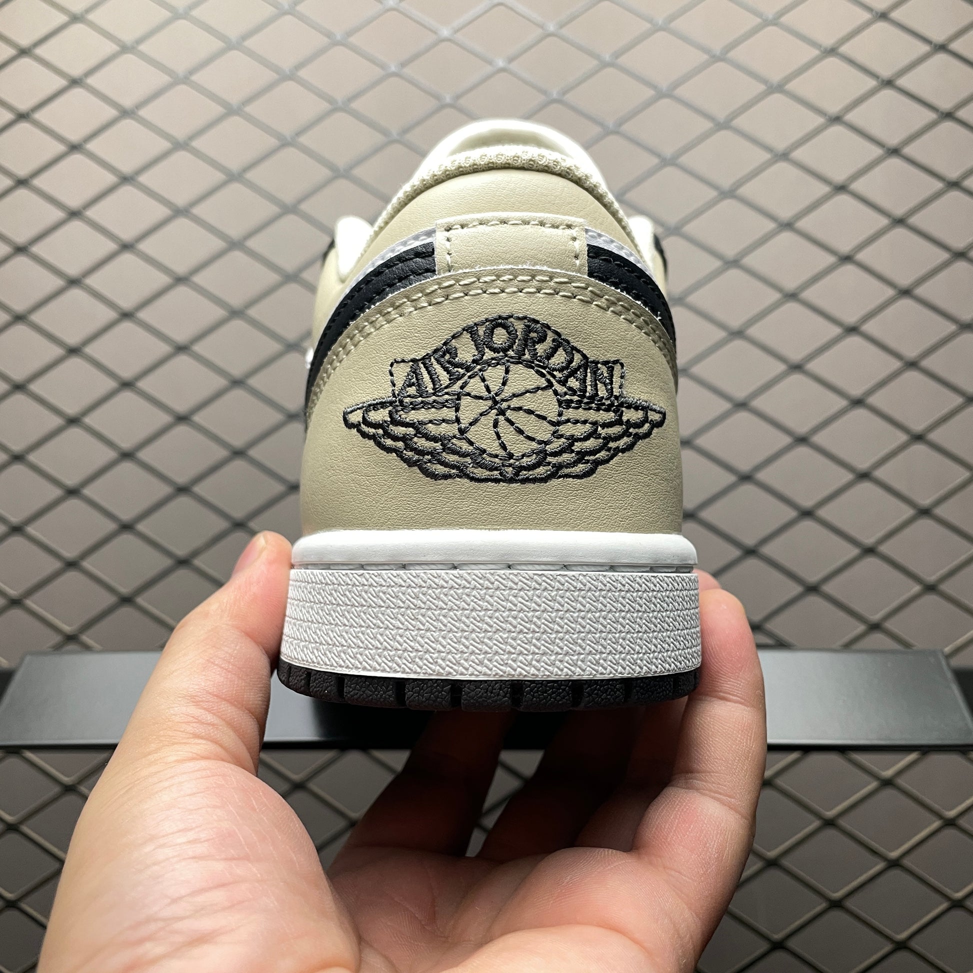 Nike Air Jordan 1 Low "Summit White/Off Noir"