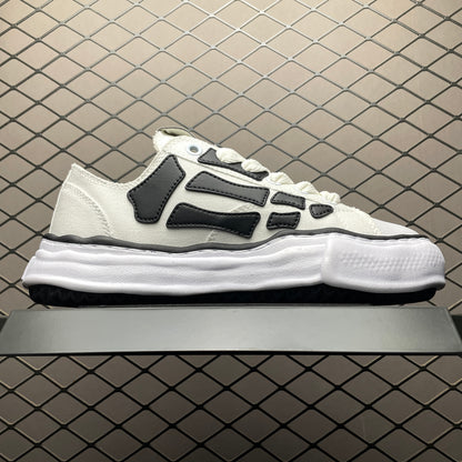 AMIRI × Maison MIHARA YASUHIRO PETERSON OG Sole Canvas Low-top Sneaker "Bones/White"