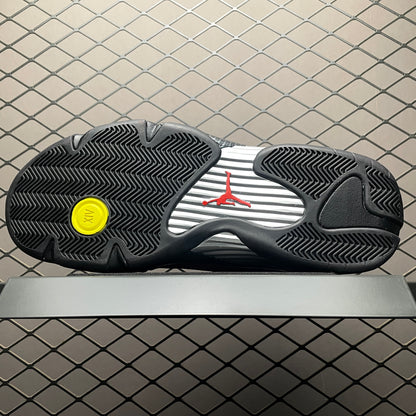 Nike Air Jordan 14 Retro "Challenge Red"
