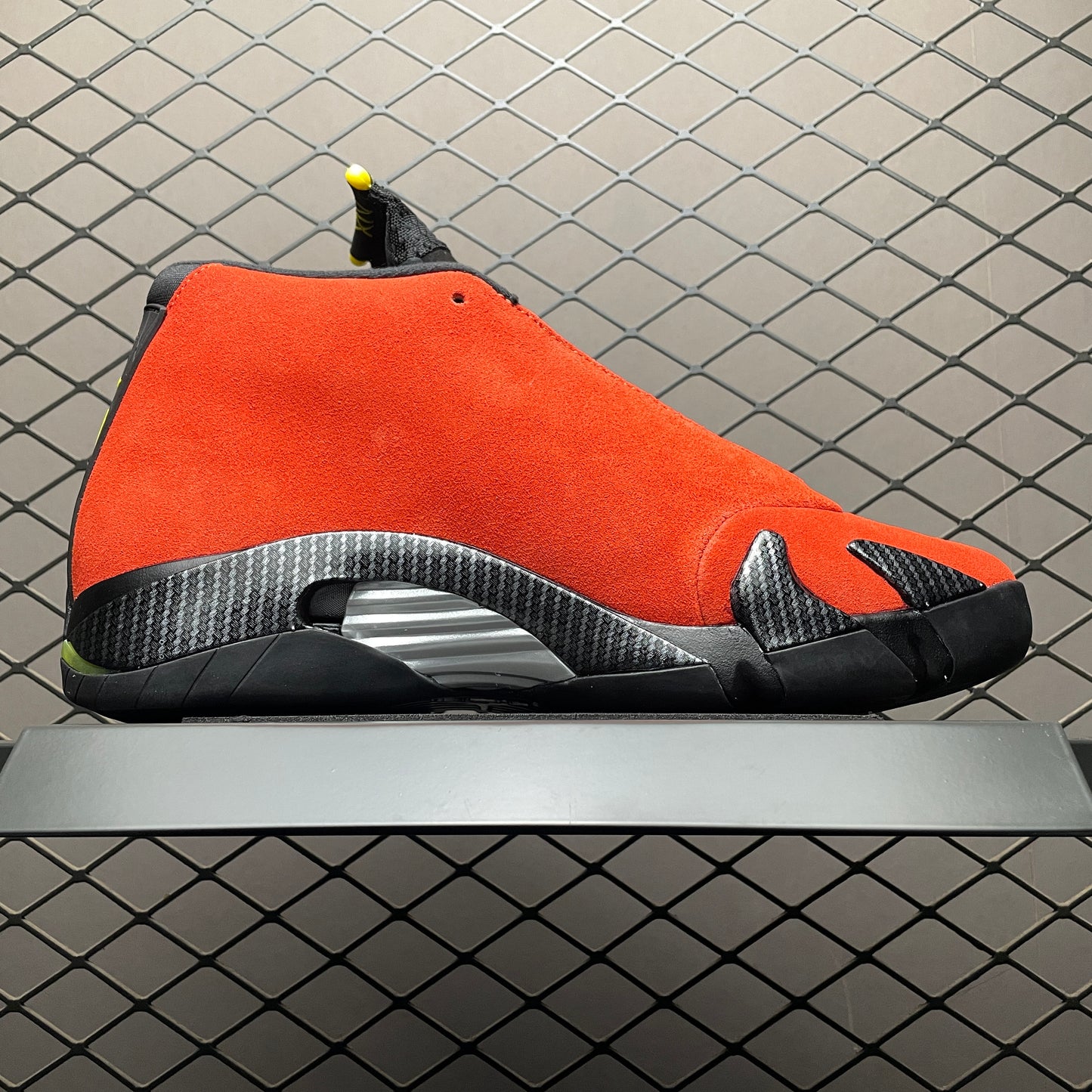 Nike Air Jordan 14 Retro "Challenge Red"