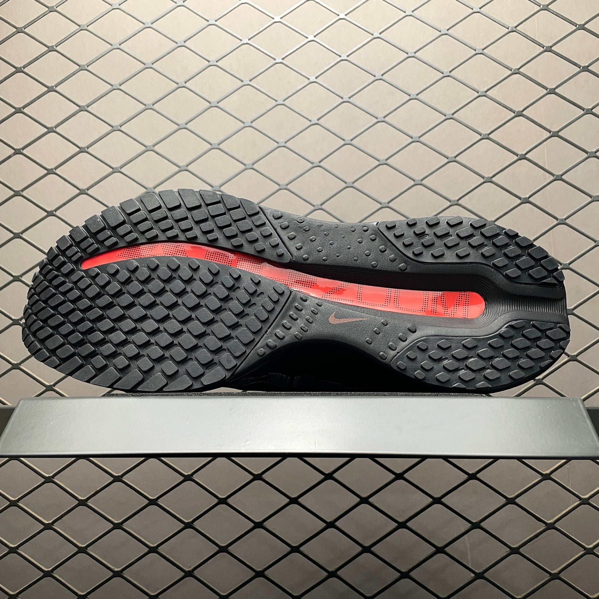 Nike Pegasus PRM "Black/Bright Crimson"