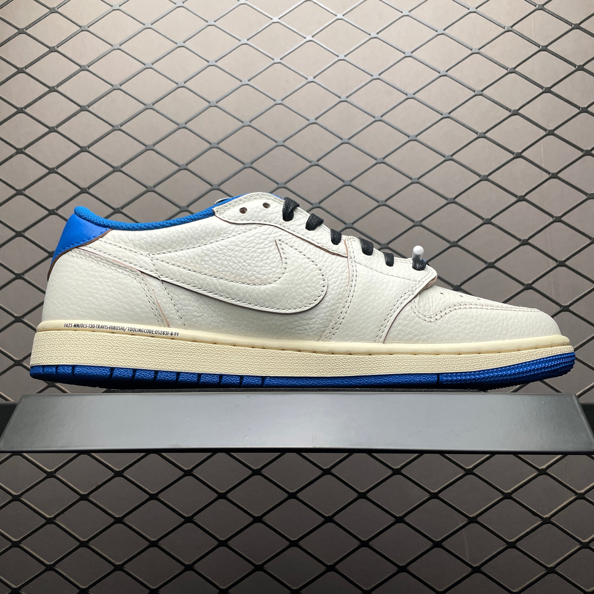 Travis Scott × Fragment × Nike Air Jordan 1 Low OG "Sail/Military Blue"