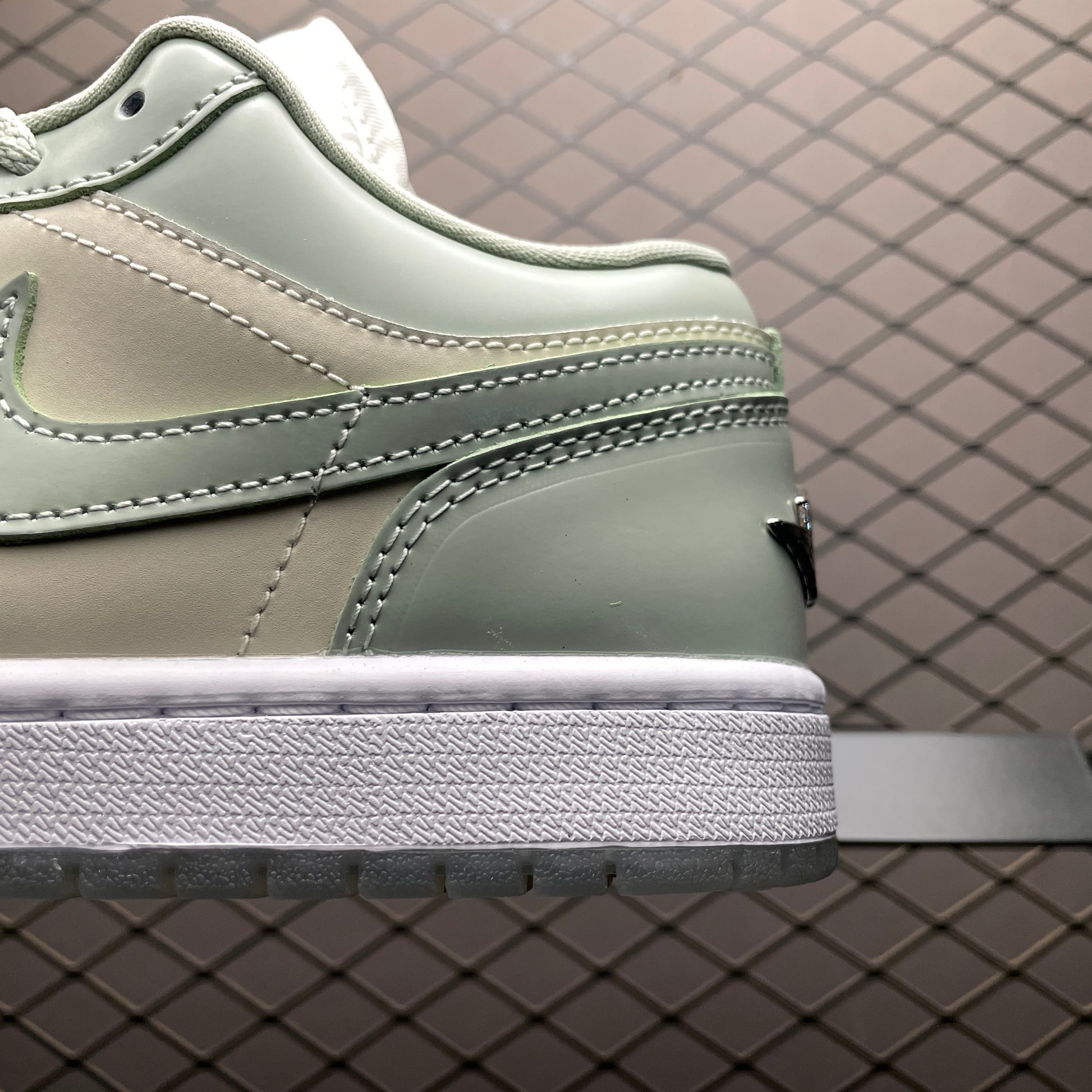 Nike Women's Air Jordan 1 Low SE "Seafoam"