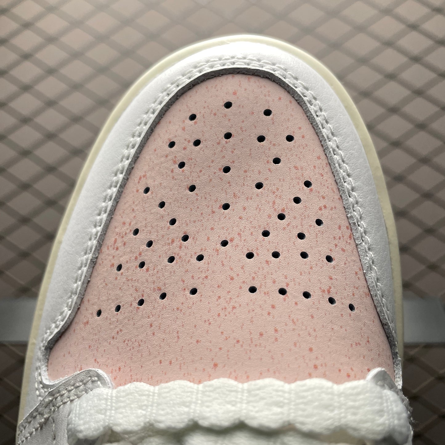 Nike Women's Air Jordan 1 Low SE "Strawberry Milkshake"
