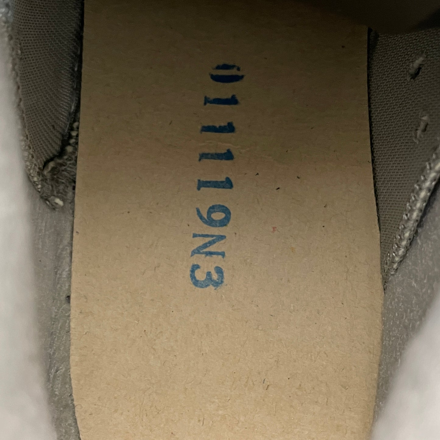 Nike Air Jordan 6 "Magnet and College Navy"