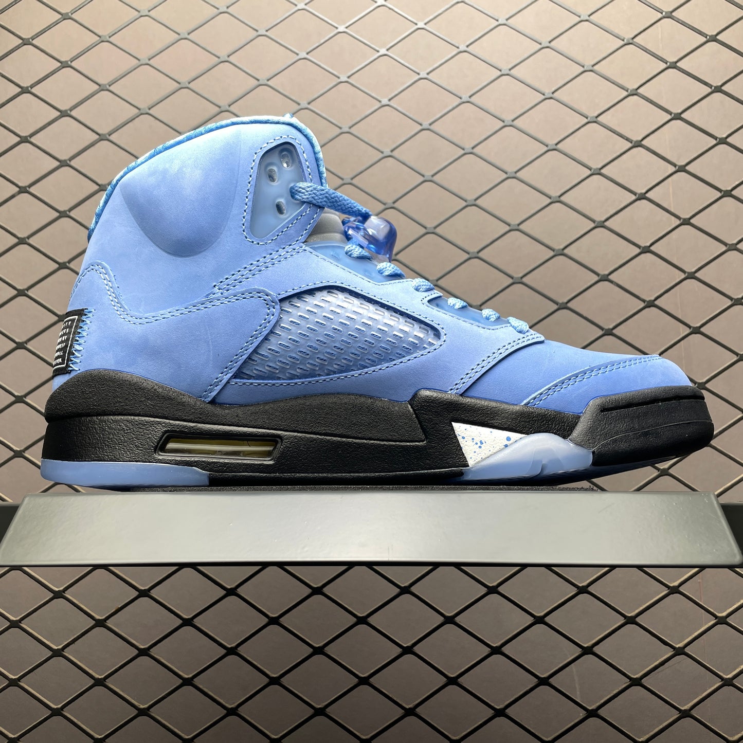 Nike Air Jordan 5 Retro SE "University Blue"