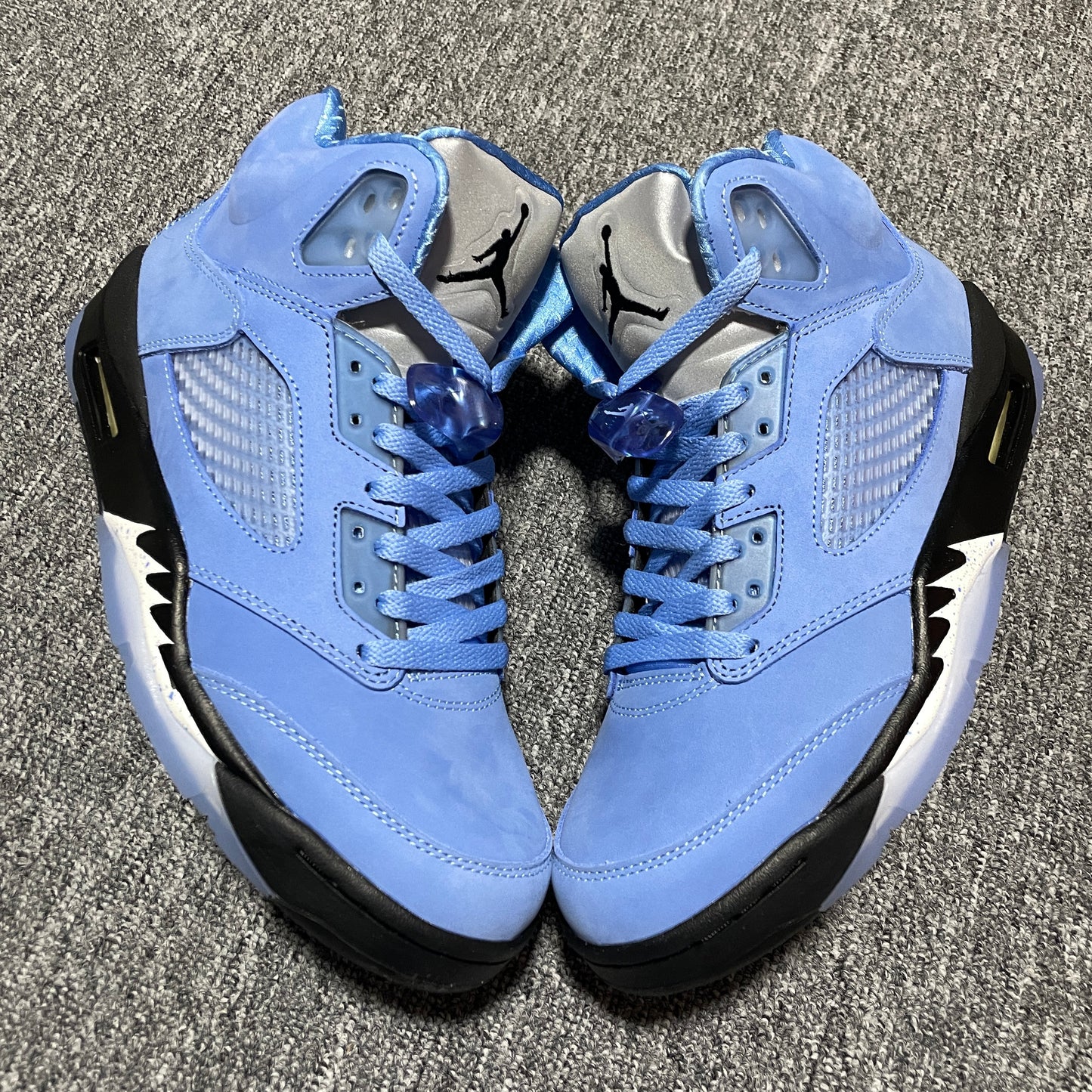 Nike Air Jordan 5 Retro SE "University Blue"