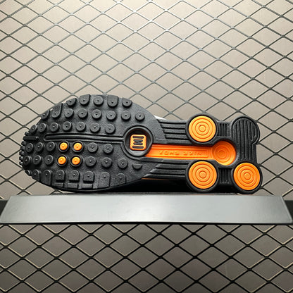 Nike Shox R4 "Black/Bright Mandarin"