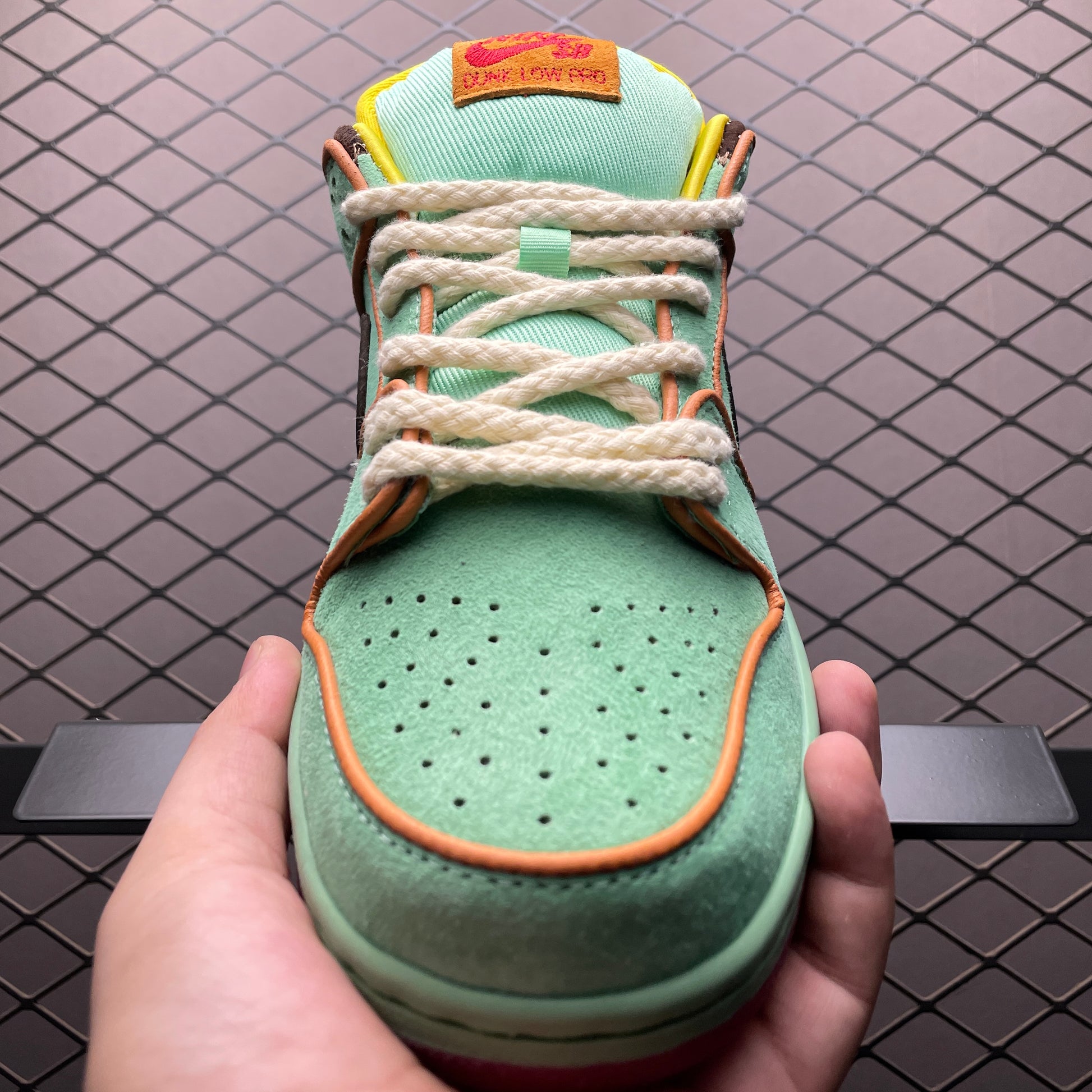 Nike SB Dunk Low Pro "Tourmaline"