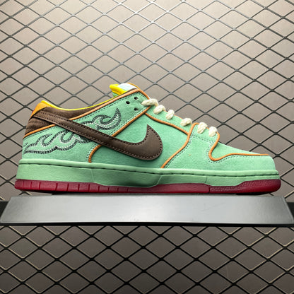Nike SB Dunk Low Pro "Tourmaline"