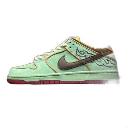 Nike SB Dunk Low Pro "Tourmaline"
