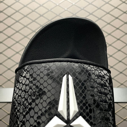 Nike × Kobe Offcourt Slide