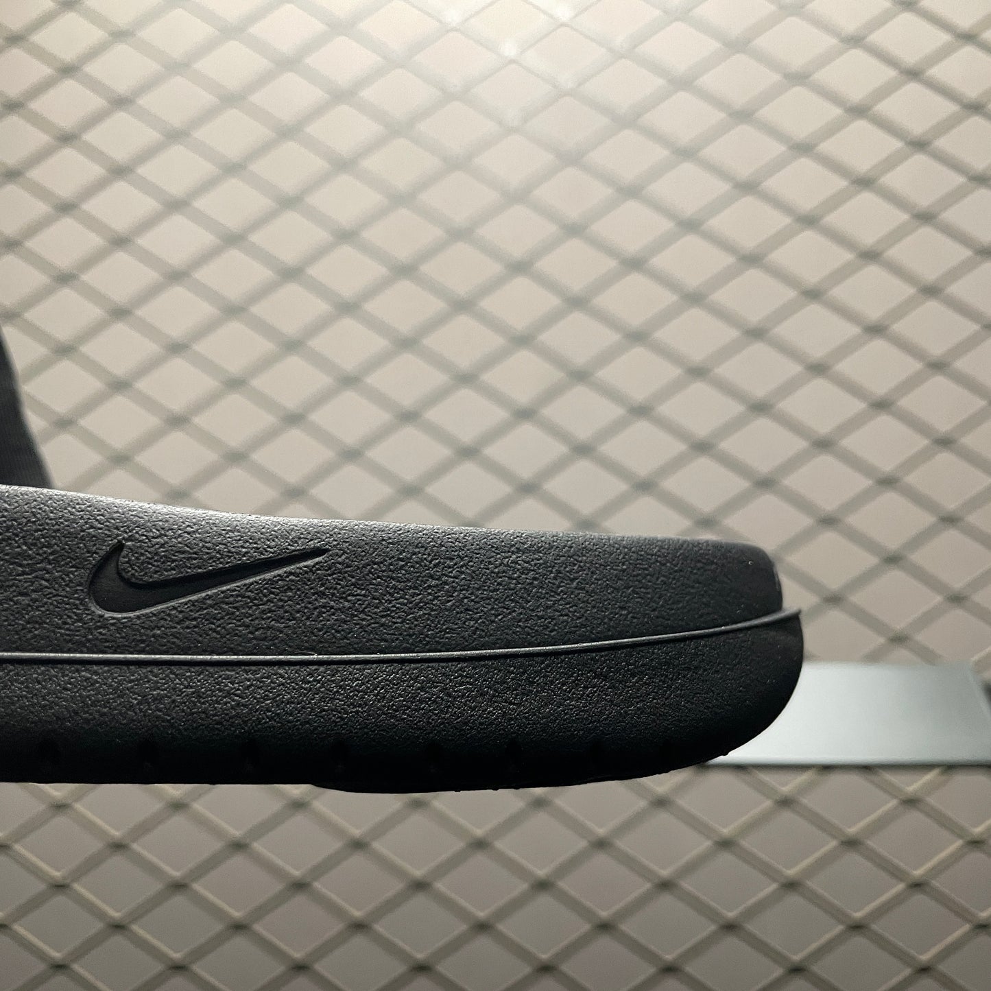 Nike × Kobe Offcourt Slide