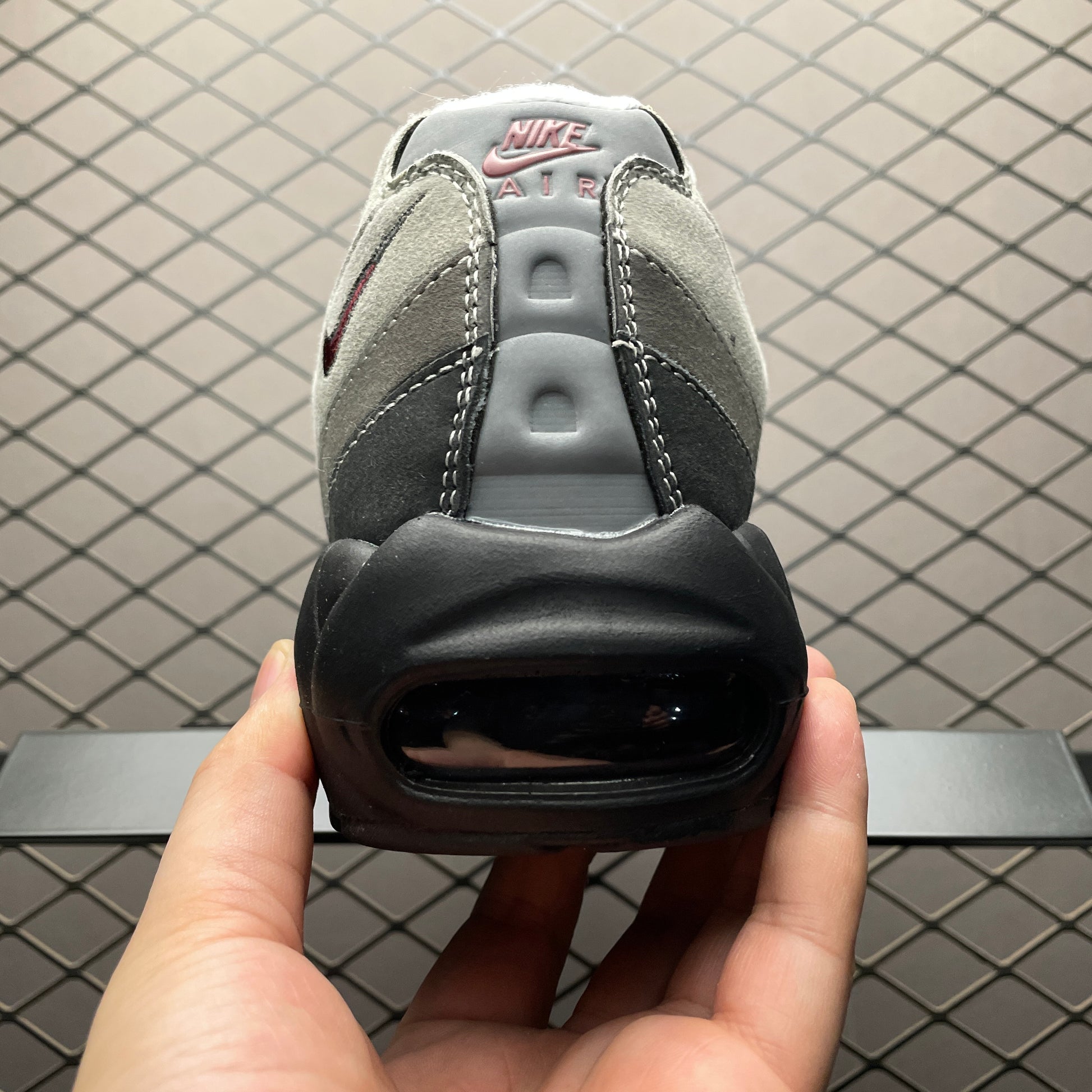 Nike Air Max 95 "Pearl Grey/Dark Beetroot"