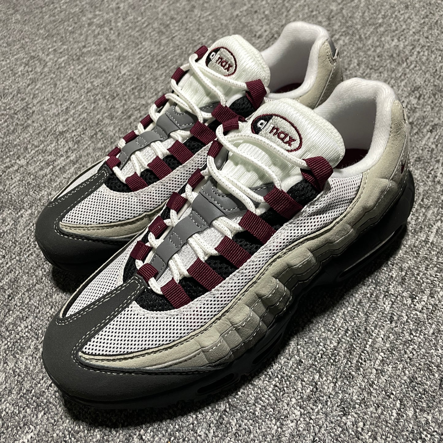 Nike Air Max 95 "Pearl Grey/Dark Beetroot"