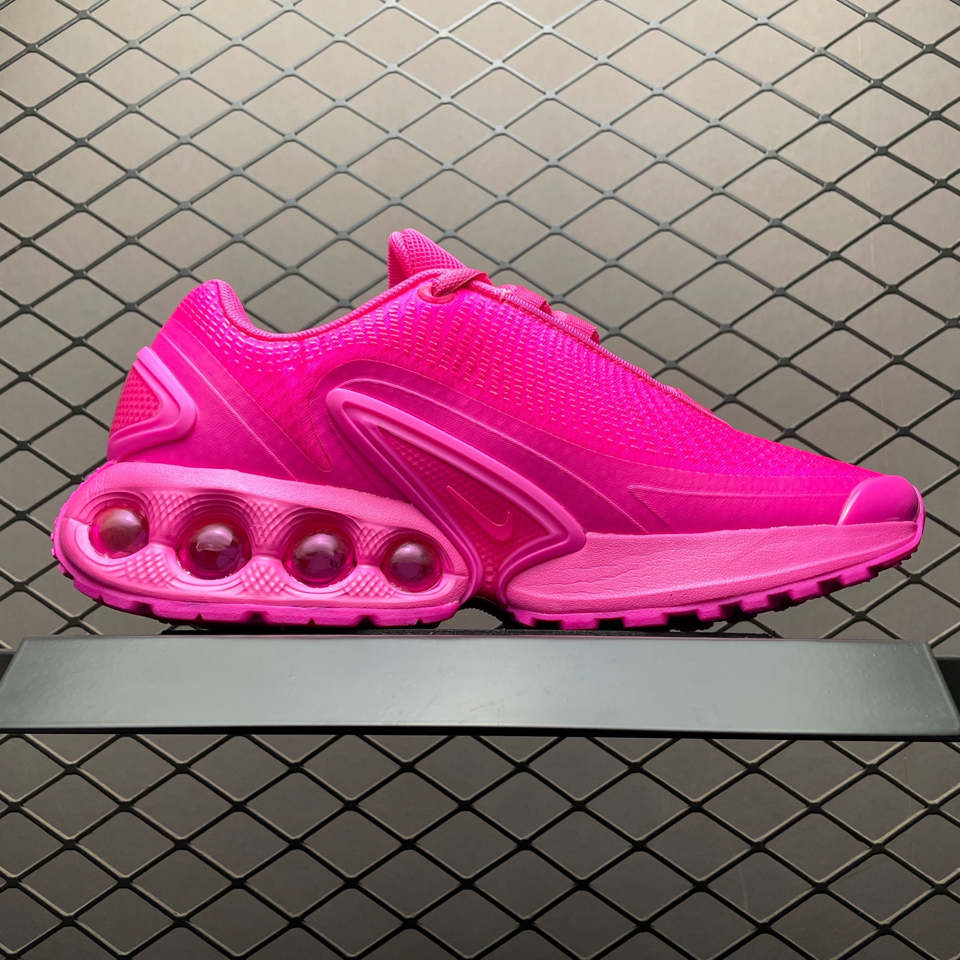 Nike Air Max DN "Laser Fuchsia/Alchemy Pink/Pink Blast"