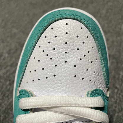 April Skateboards x Nike SB Dunk Low