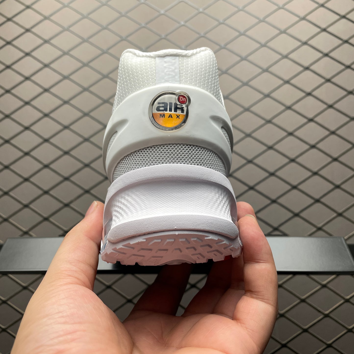 Nike Air Max DN8 "Triple White/Metallic Silver"