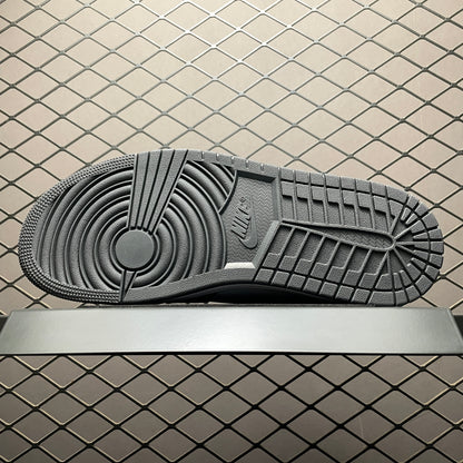 Nike Air Jordan 1 Low "Classic Grey/White"