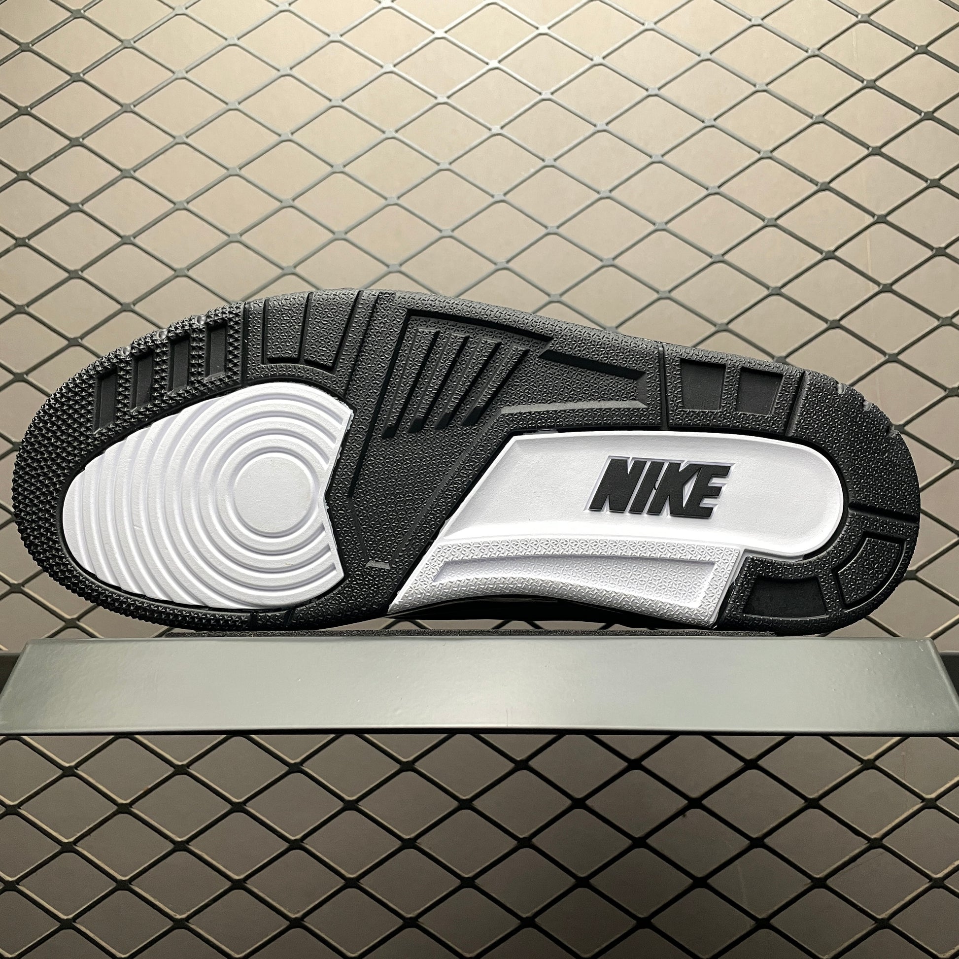 FRAGMENT x NIKE AIR JORDAN 3 “White/Black”