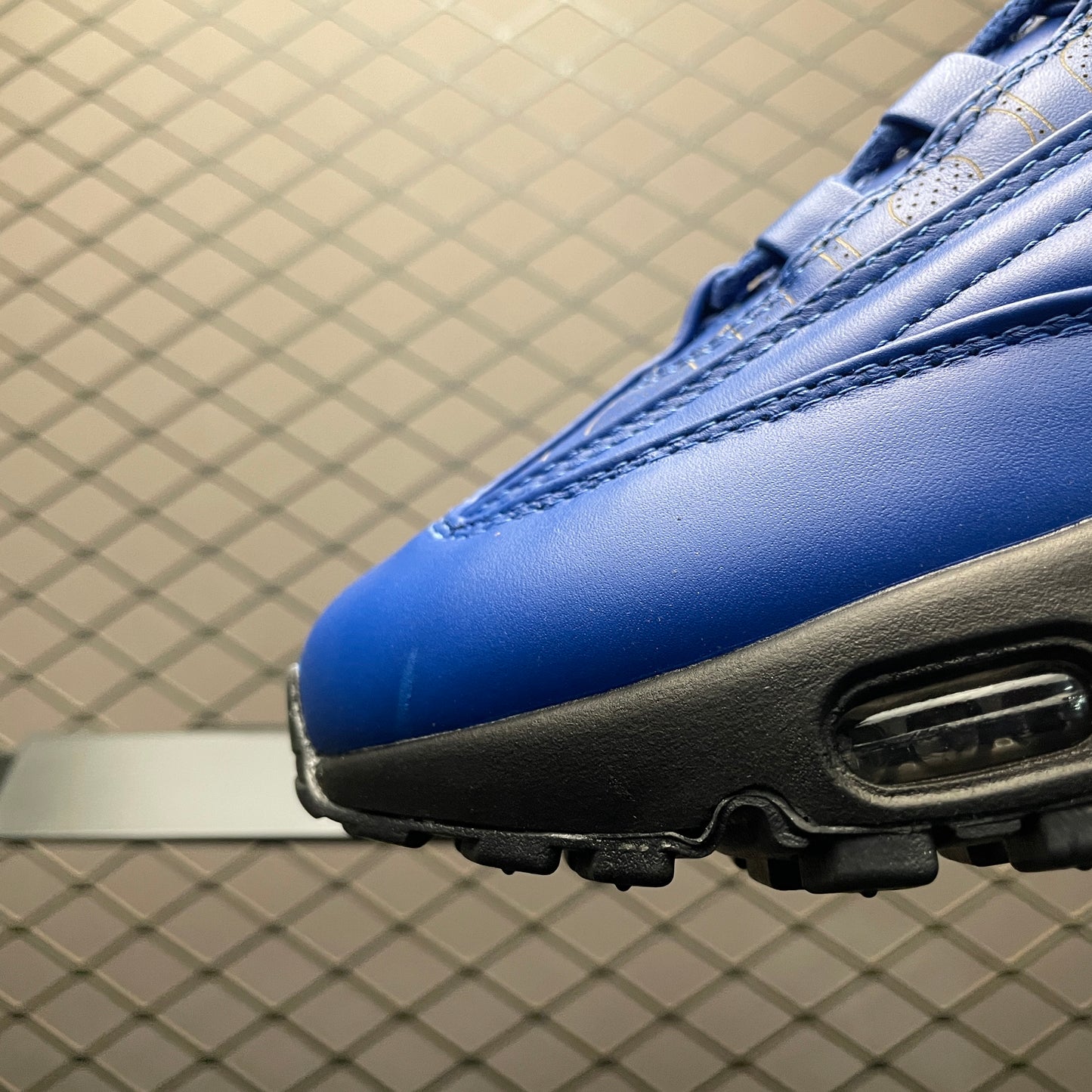 Supreme × Nike Air Max 95 Lux "Blue"
