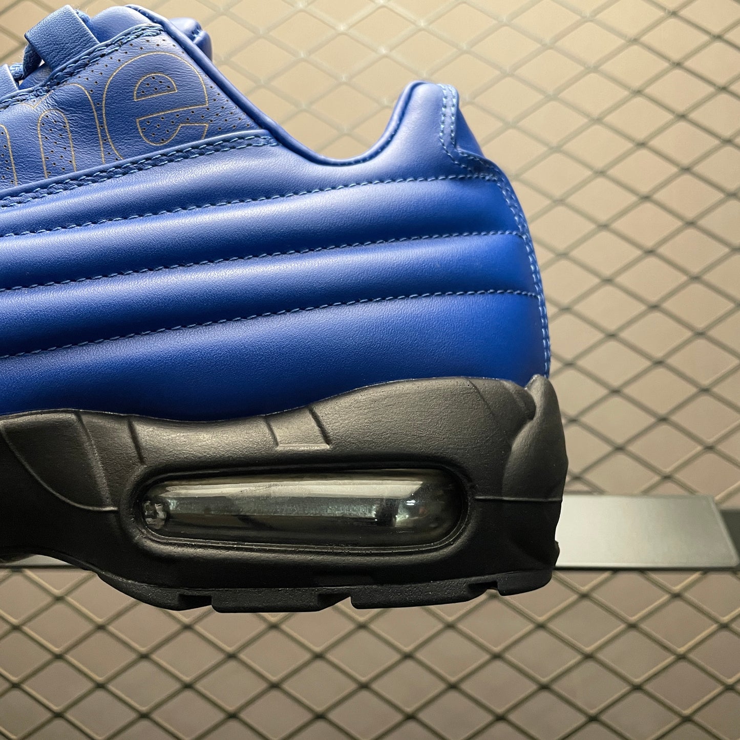 Supreme × Nike Air Max 95 Lux "Blue"